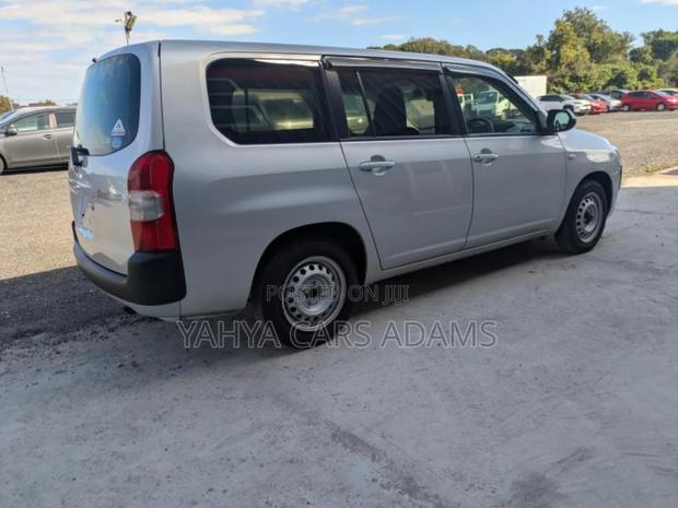 Toyota Probox 1.5 F 2WD 2020 Silver