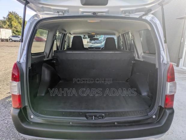 Toyota Probox 1.5 F 2WD 2020 Silver