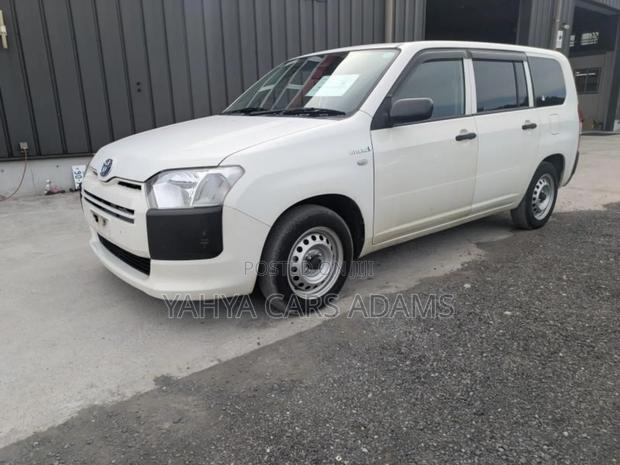 Toyota Probox 1.5 Hybrid DX 2019 White
