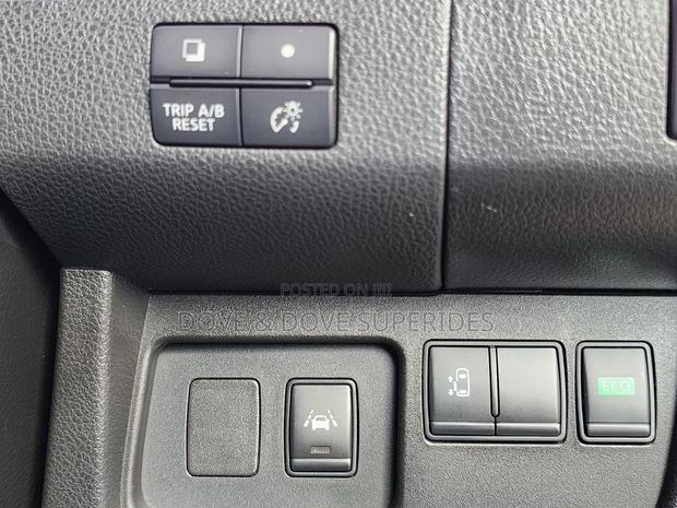 Nissan Serena 2014 Black