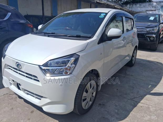 Daihatsu Mira 2019 Pearl