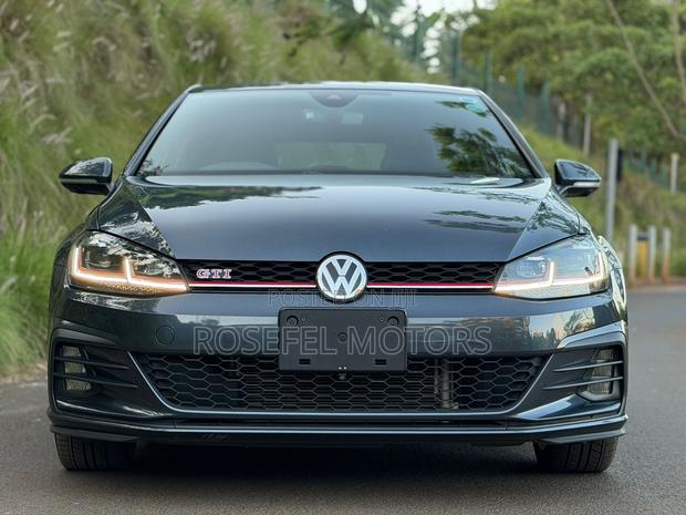 Volkswagen Golf GTI 2.0T SE 2019 Gray