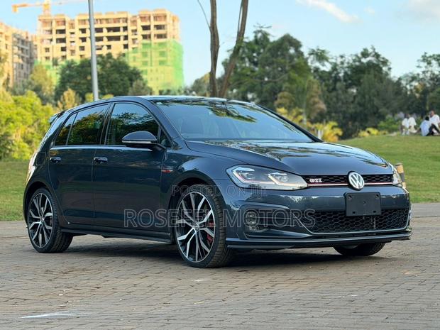 Volkswagen Golf GTI 2.0T SE 2019 Gray