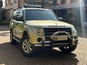 Mitsubishi Pajero 2010 Gold for sale