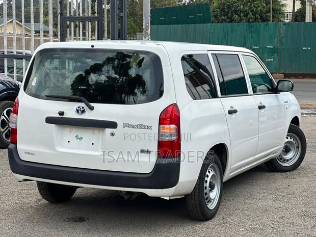 Toyota Probox 1.5 Hybrid GL 2020 White