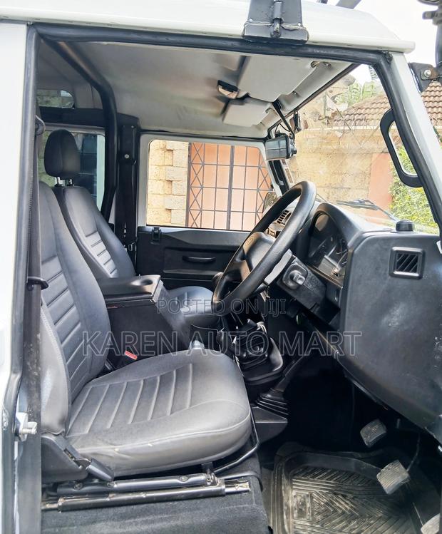 Land Rover Defender 2014 White