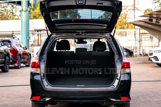 Toyota Corolla Fielder 2018 Black
