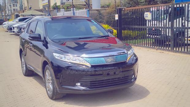 Toyota Harrier 2019