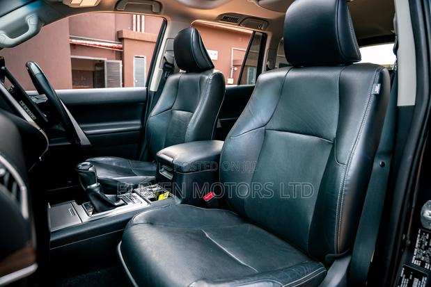 Toyota Land Cruiser Prado 2018 Gray