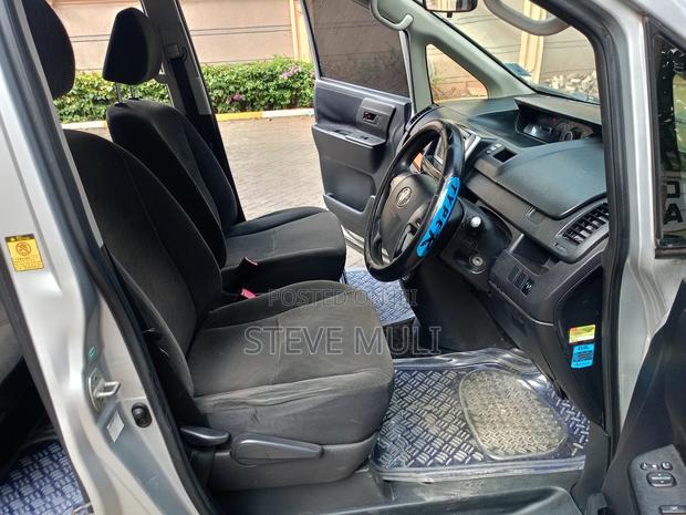 Toyota Voxy 2012 Silver