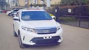Toyota Harrier 2018 White for sale