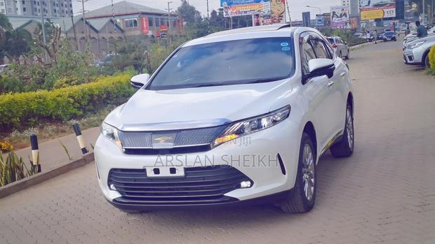 Toyota Harrier 2018 White