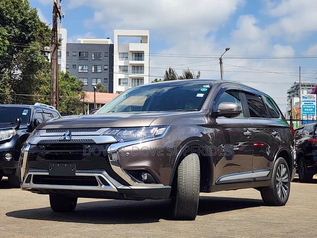 Mitsubishi Outlander 2019 Brown