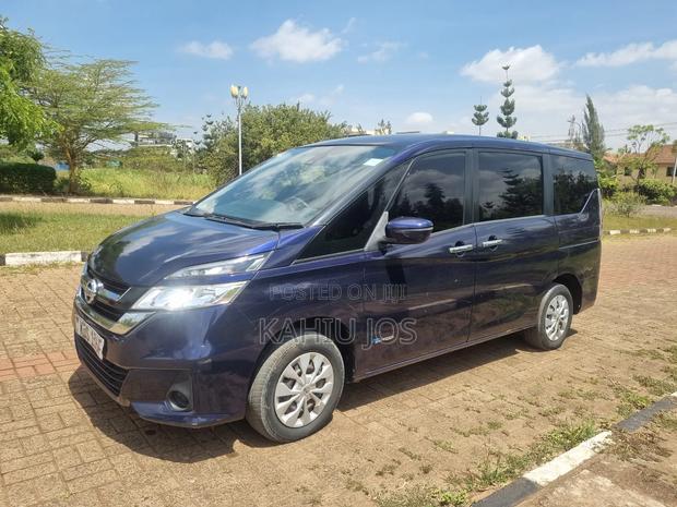 Nissan Serena 2017 Blue