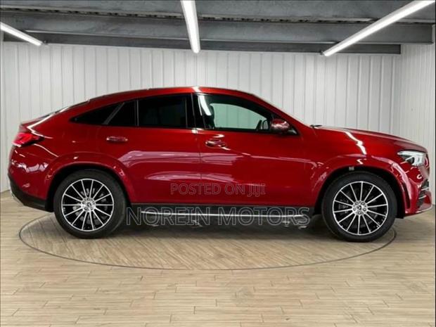Mercedes-Benz GLE-Class 2020 Red