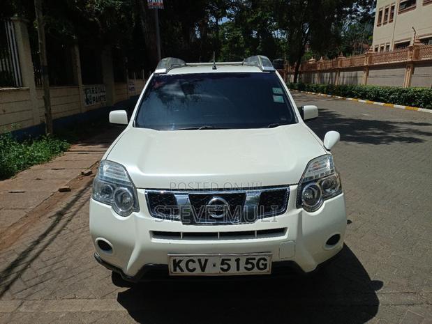 Nissan X-Trail 2.0 Petrol XE 2012 White