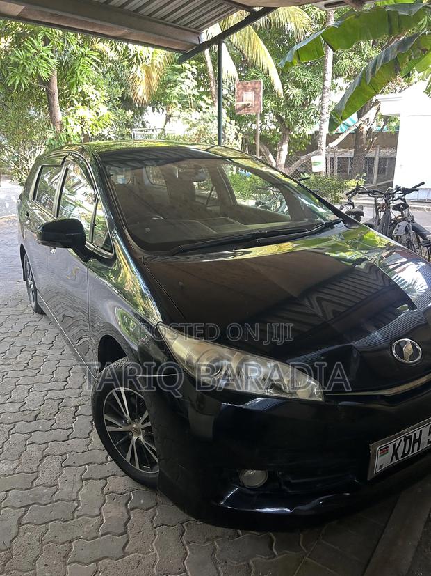Toyota Wish 2015 Black