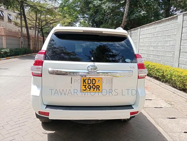 Toyota Land Cruiser Prado 2015 White