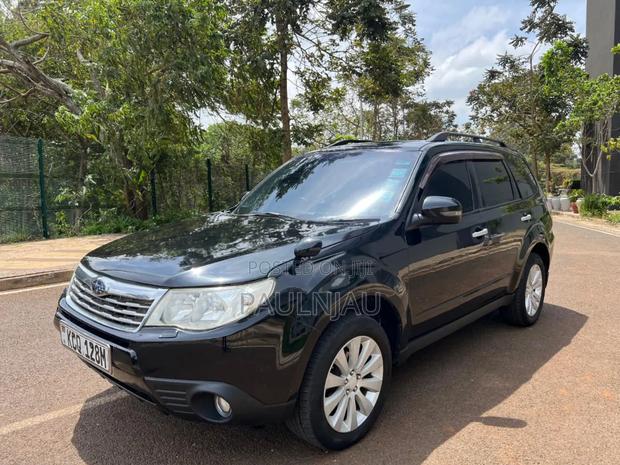 Subaru Forester 2011 Black
