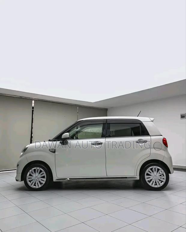 Daihatsu Cast 2019 White