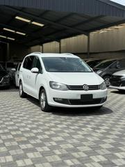 Volkswagen Sharan 2018 White for sale