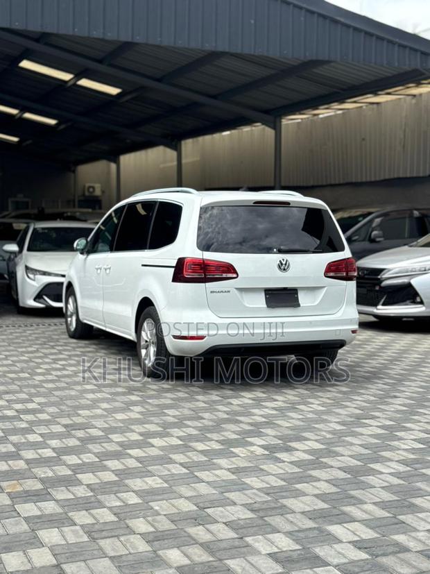 Volkswagen Sharan 2018 White