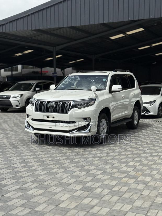 Toyota Land Cruiser Prado 2018 Pearl