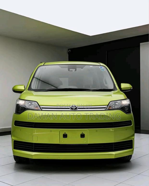 Toyota Spade 2019 Green