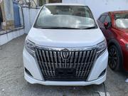 Toyota Esquire 2018 White for sale