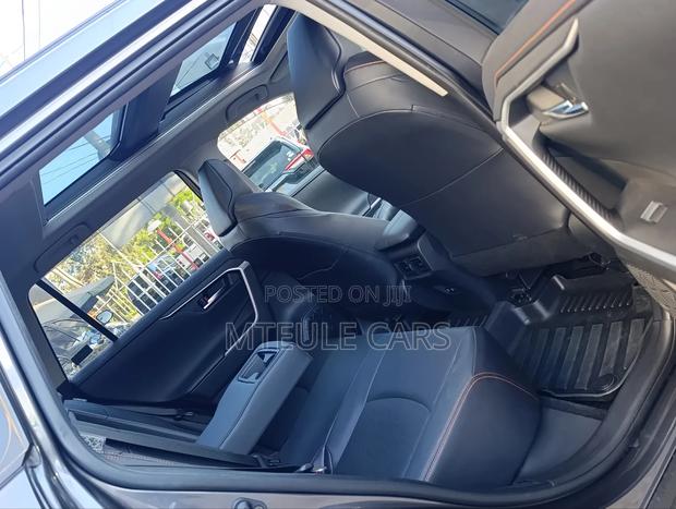Toyota RAV4 2020 Gray
