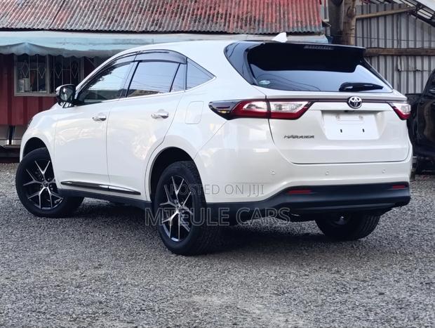 Toyota Harrier 2019 Pearl