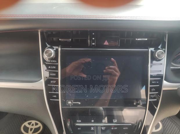Toyota Harrier 2017 White