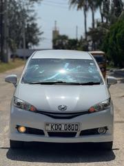 Toyota Wish 2017 White for sale