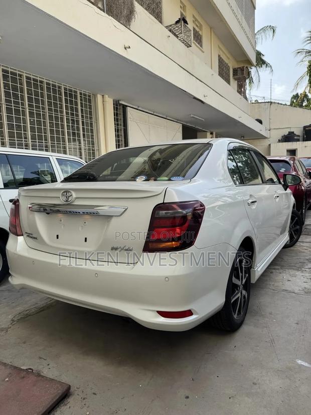 Toyota Axio 1.5 Luxel 2WD 2020 White