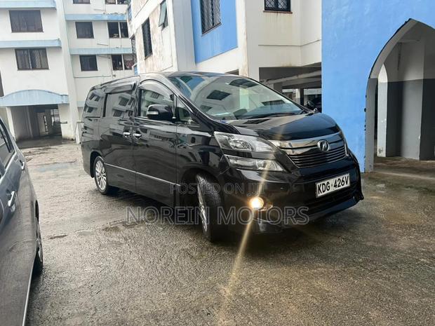 Toyota Vellfire 2013 Black