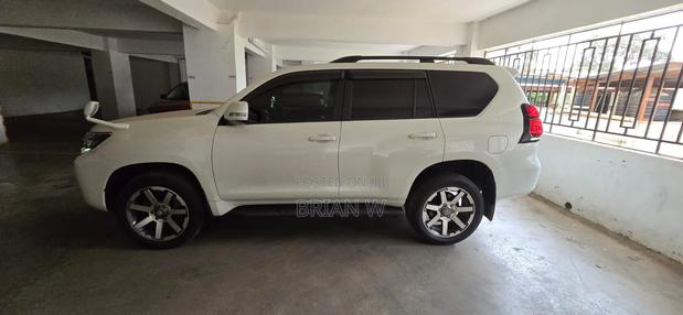 Toyota Land Cruiser Prado 2020 Pearl