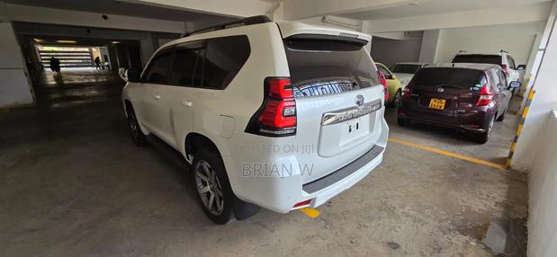 Toyota Land Cruiser Prado 2020 Pearl