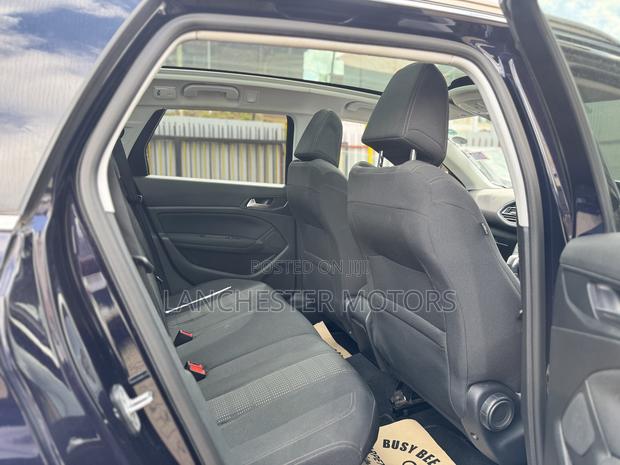 Peugeot 308 2016 Blue