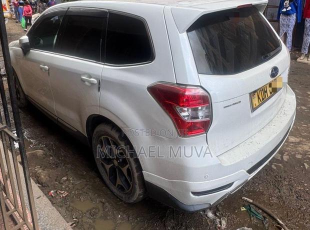 Subaru Forester 2015 Pearl