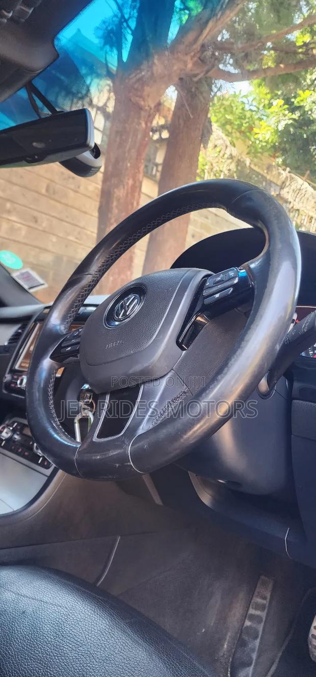 Volkswagen Touareg TDI Executive 2013 Black