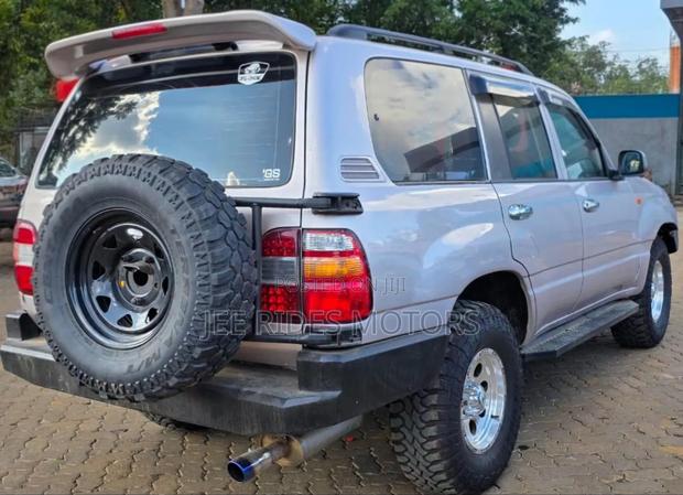 Toyota Land Cruiser 100 4.2 TD 2004 Gray