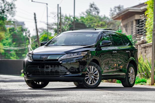 Toyota Harrier 2.0 2019 Black
