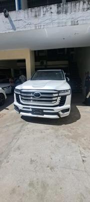 New Toyota Land Cruiser 2024 White for sale