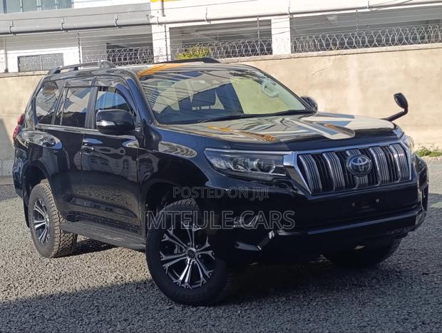 Toyota Land Cruiser 2018 Black