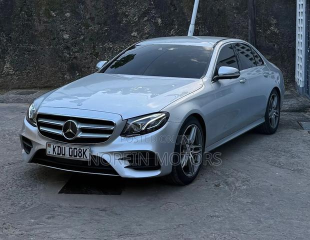 Mercedes-Benz E200 2017 Silver