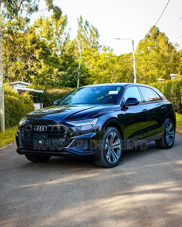 Audi Q8 Premium Plus 2023 Black