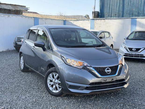 Nissan Note 1.2 Hybrid 2018 Gray