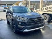 Toyota RAV4 Limited FWD 2019 Gray for sale