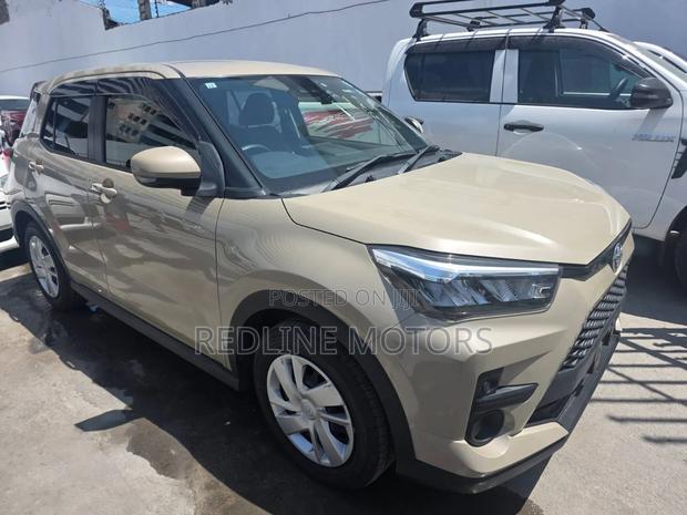Toyota Raize 1.0 AWD 2019 Beige