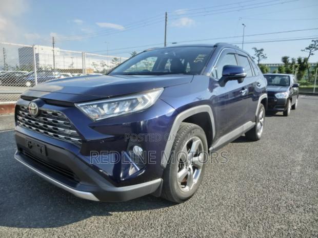 Toyota RAV4 Limited AWD 2019 Blue
